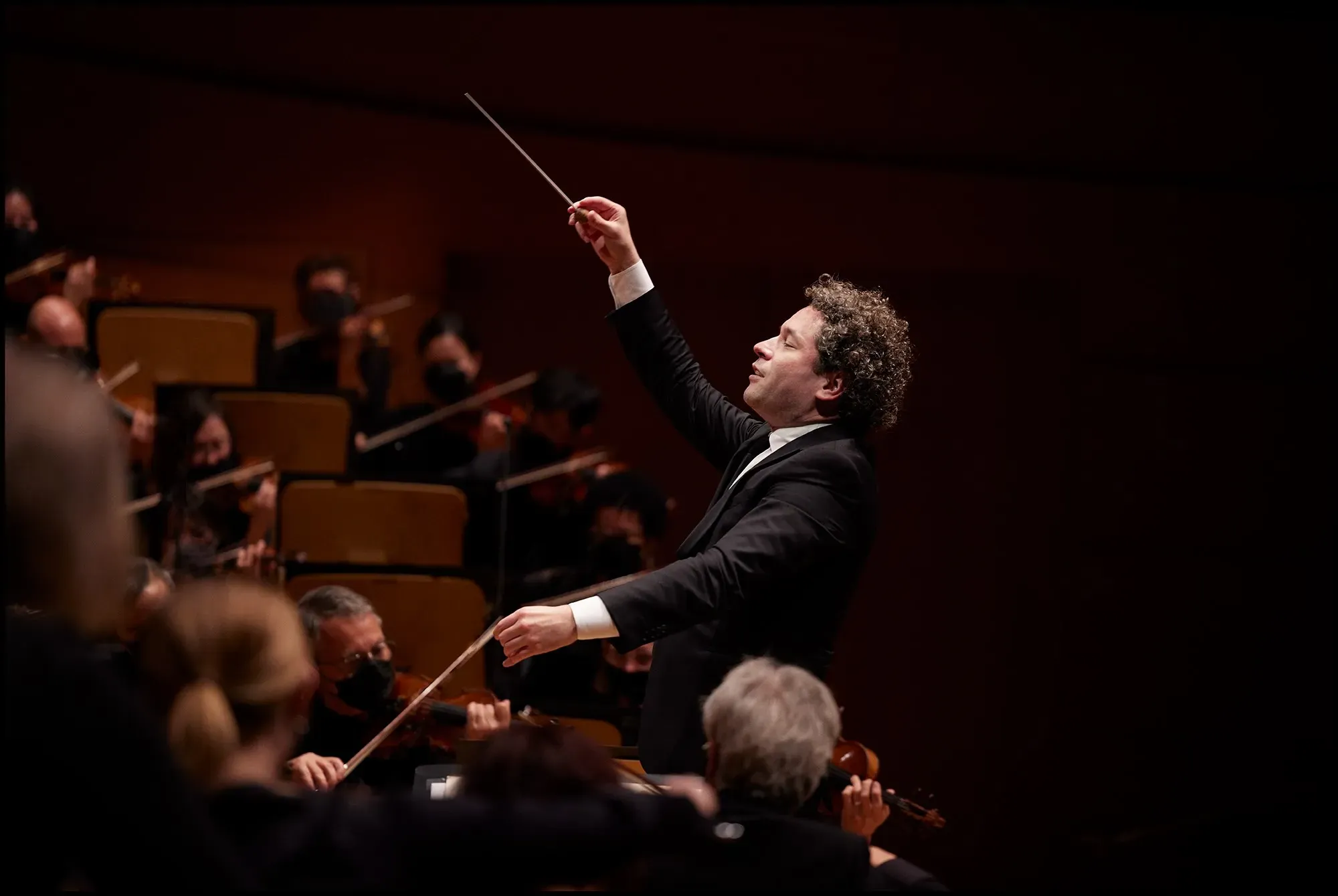 Dudamel Didn't Get the Memo About Cautious First Seasons